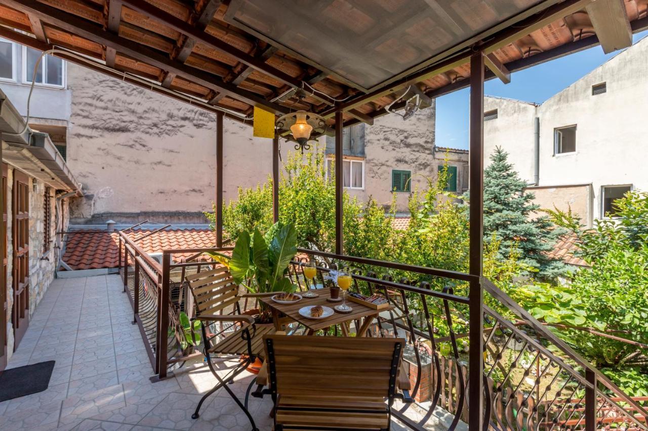 Studio Apartment Paradise Garden Split Exterior photo